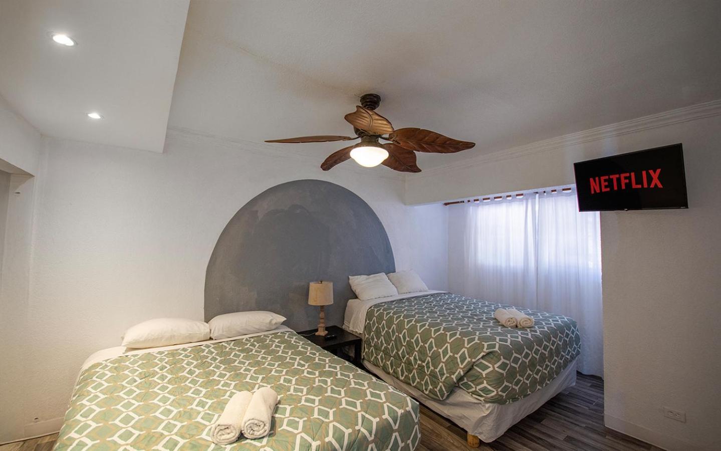 Beachfront Two Bedroom With 3 Beds Tijuana Luaran gambar